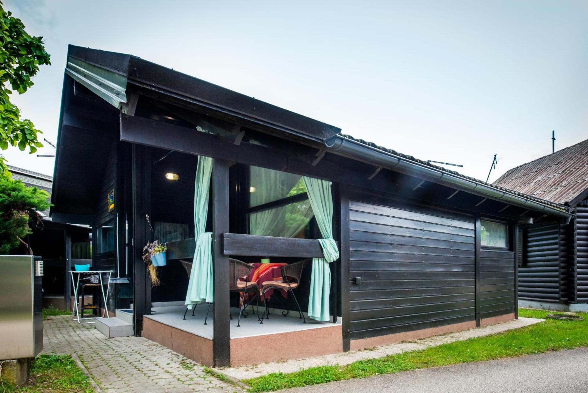 Вілла Boho House 3 Camp Terme Catez With Promotional Tickets Prices Чатеж-об-Саві Екстер'єр фото